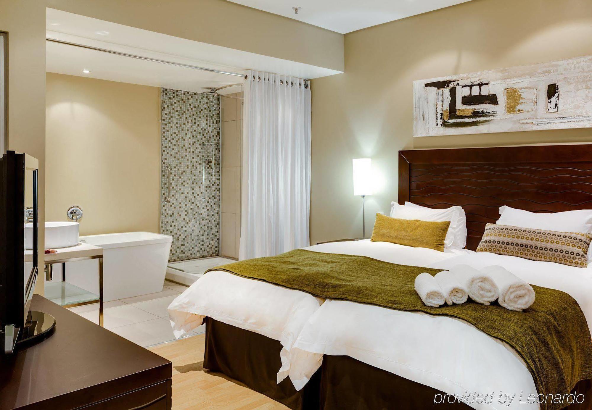 Protea Hotel By Marriott Transit O.R. Tambo Airport Κέμπτον Παρκ Εξωτερικό φωτογραφία