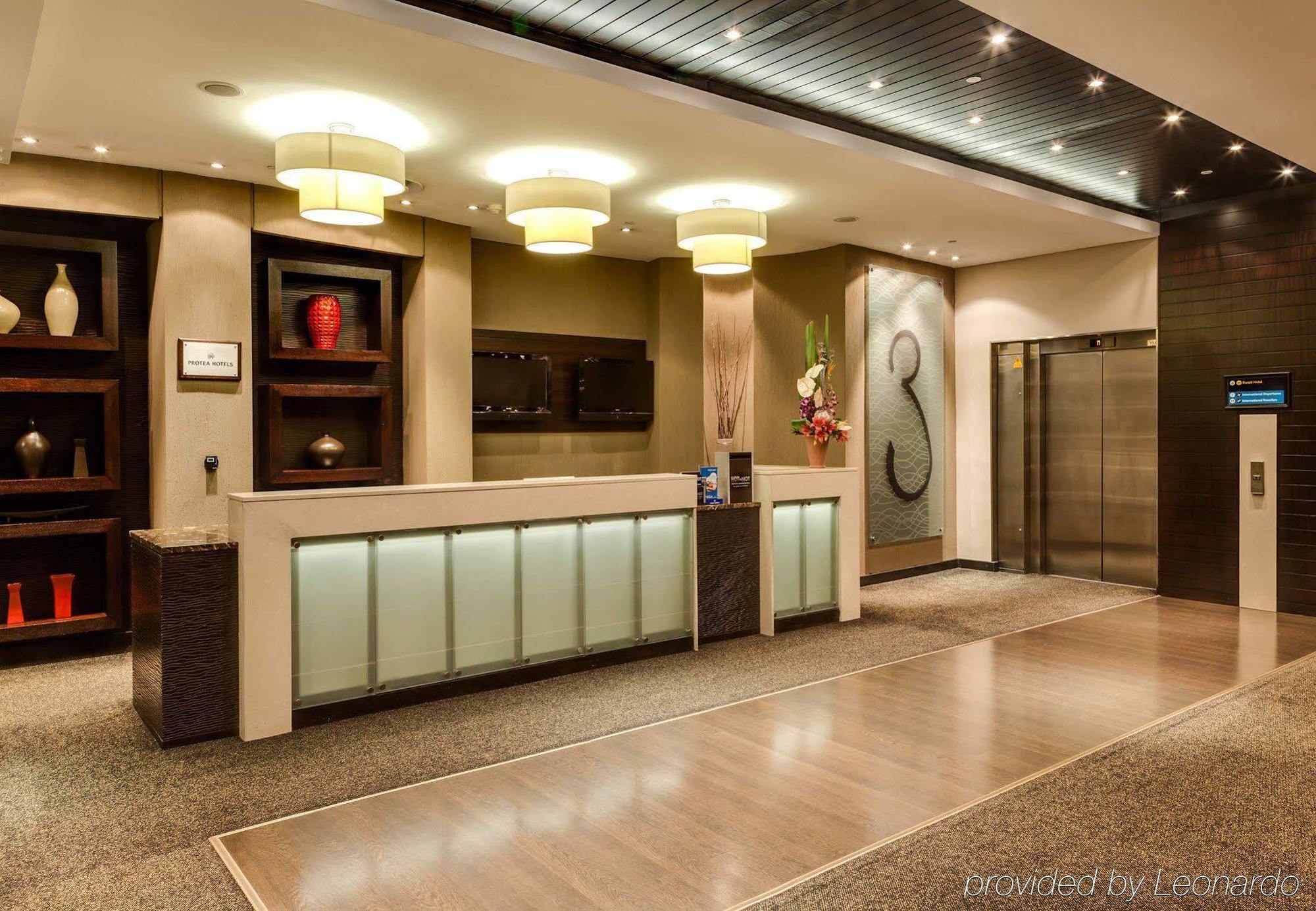 Protea Hotel By Marriott Transit O.R. Tambo Airport Κέμπτον Παρκ Εξωτερικό φωτογραφία