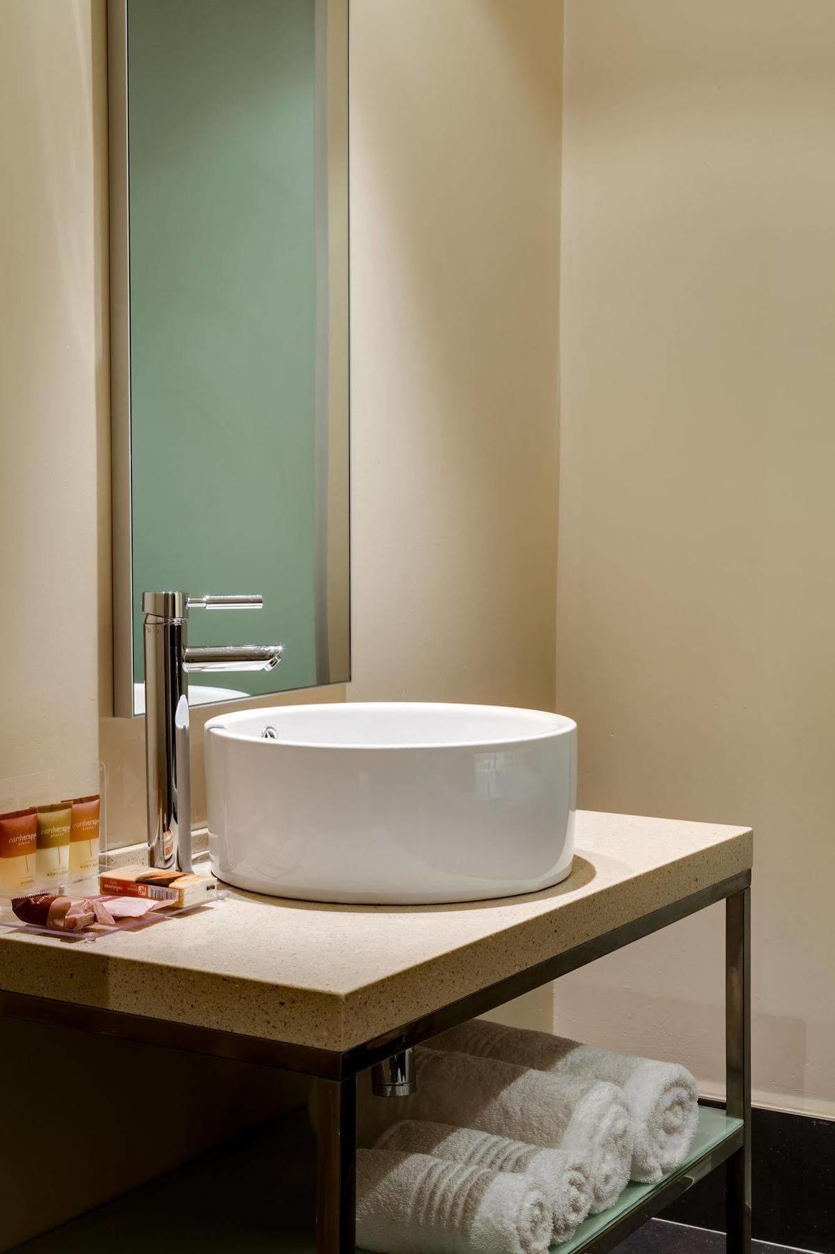 Protea Hotel By Marriott Transit O.R. Tambo Airport Κέμπτον Παρκ Εξωτερικό φωτογραφία